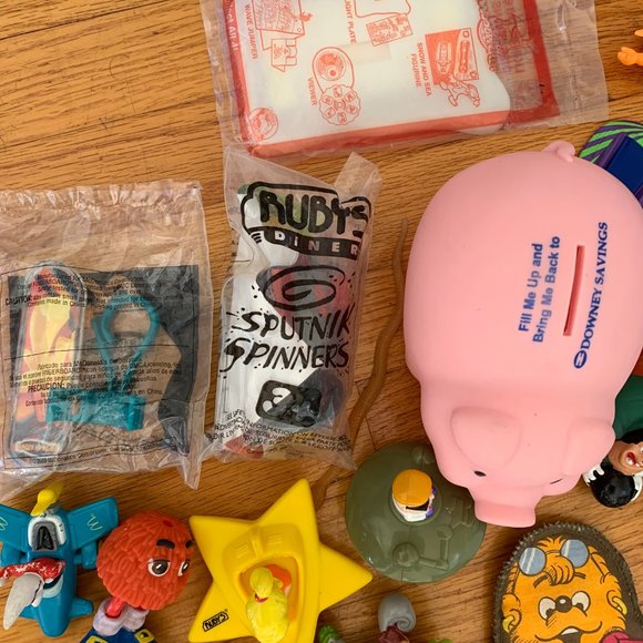 Vintage Random Toys Bundle - Picture 2 of 11